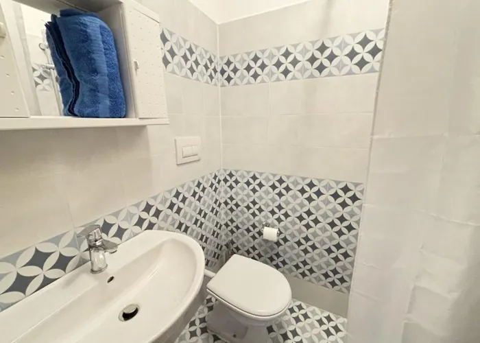 Modern Flat Near The With Pool Apartmán