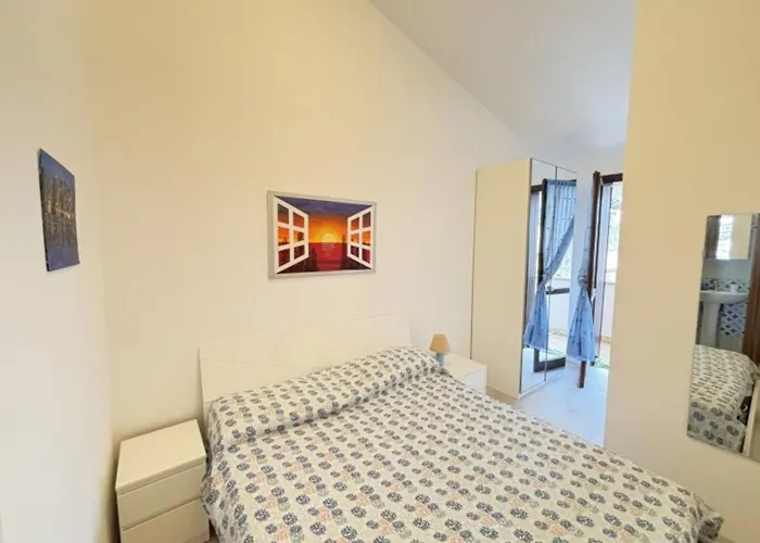 Modern Flat Near The With Pool Apartment *