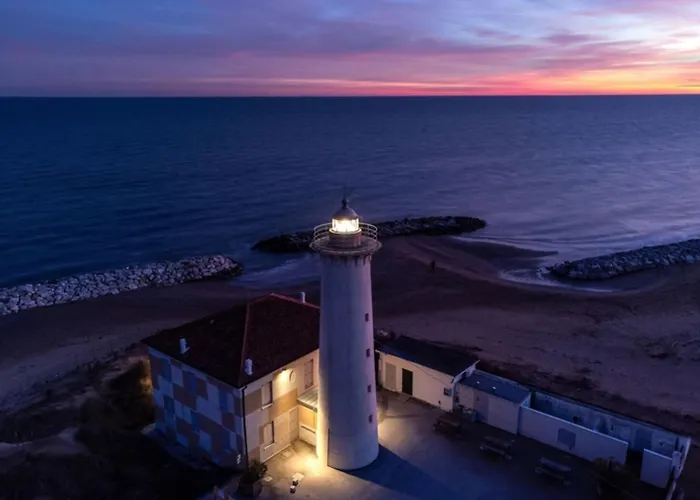 Modern Flat Near The With Pool Bibione